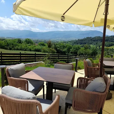 Horizonti リゾート Vrmdza