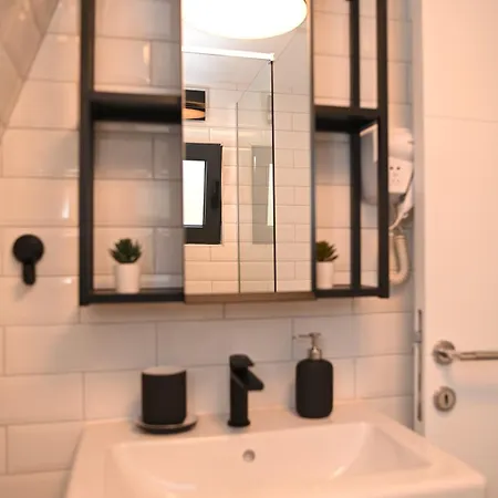 Horizonti リゾート Vrmdza